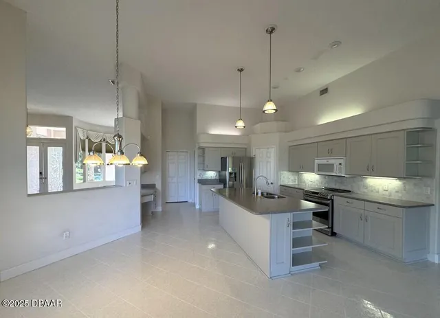 $3,495 | 440 Sea Duck Drive, Daytona Beach, FL 32119