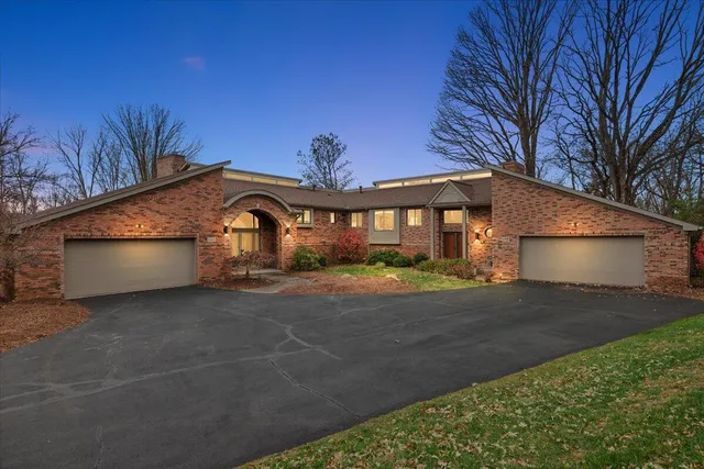 $975,000 | 5185 Christine Drive, Ann Arbor, MI 48103