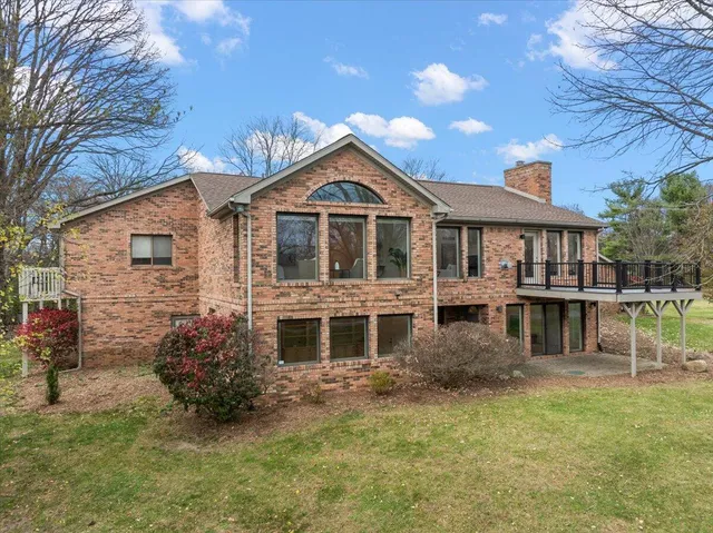 $975,000 | 5185 Christine Drive, Ann Arbor, MI 48103