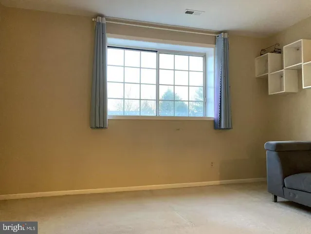 $2,000 | 14 Bandon Court, Unit 204, Lutherville-Timonium, MD 21093