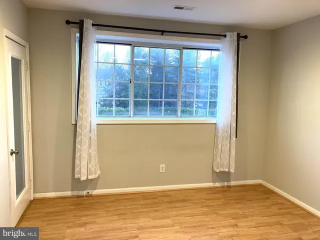 $2,000 | 14 Bandon Court, Unit 204, Lutherville-Timonium, MD 21093