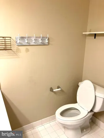 $2,000 | 14 Bandon Court, Unit 204, Lutherville-Timonium, MD 21093