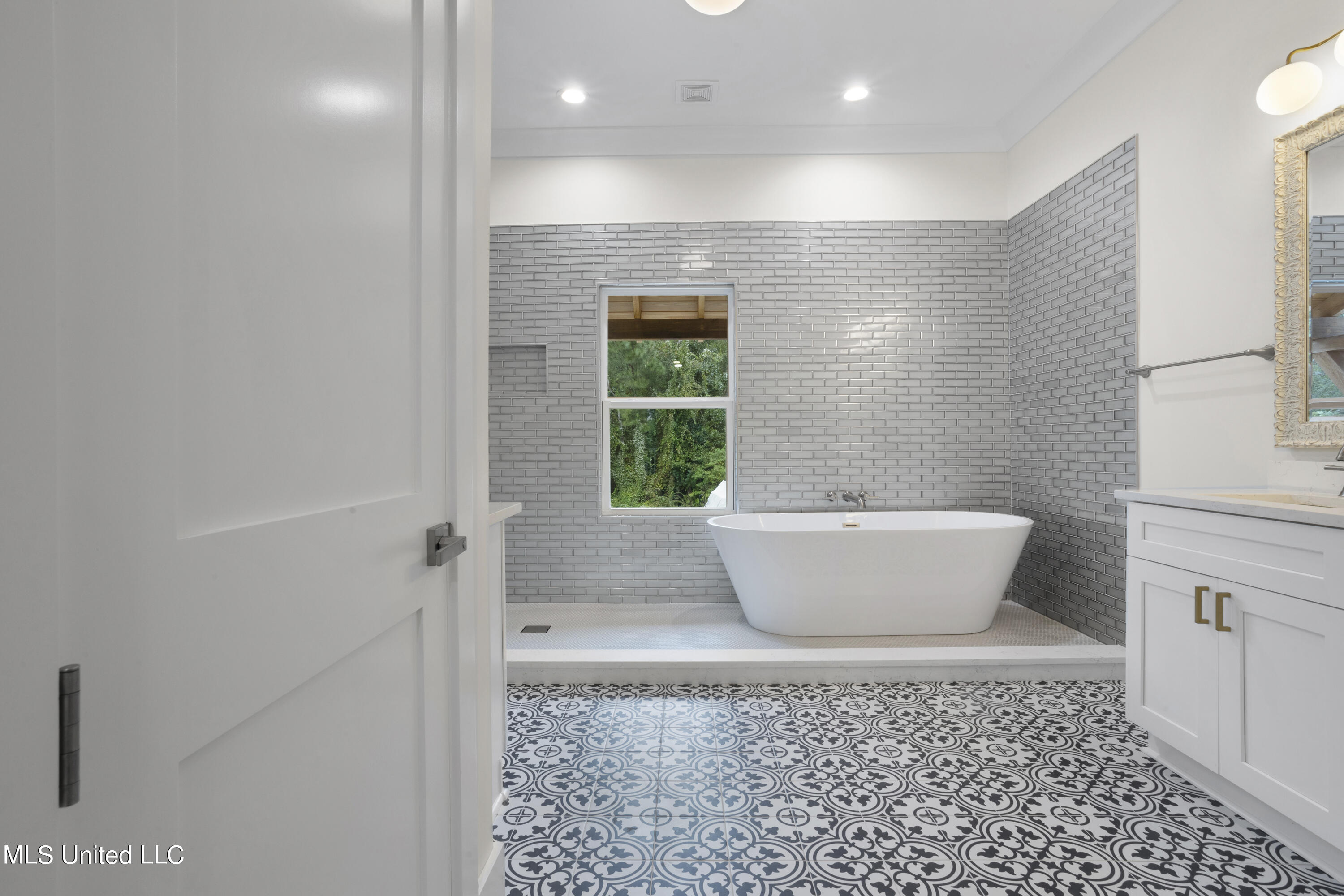 1180 Iola Road Ocean Springs, MS 39564 - Photo 26 of 61 026