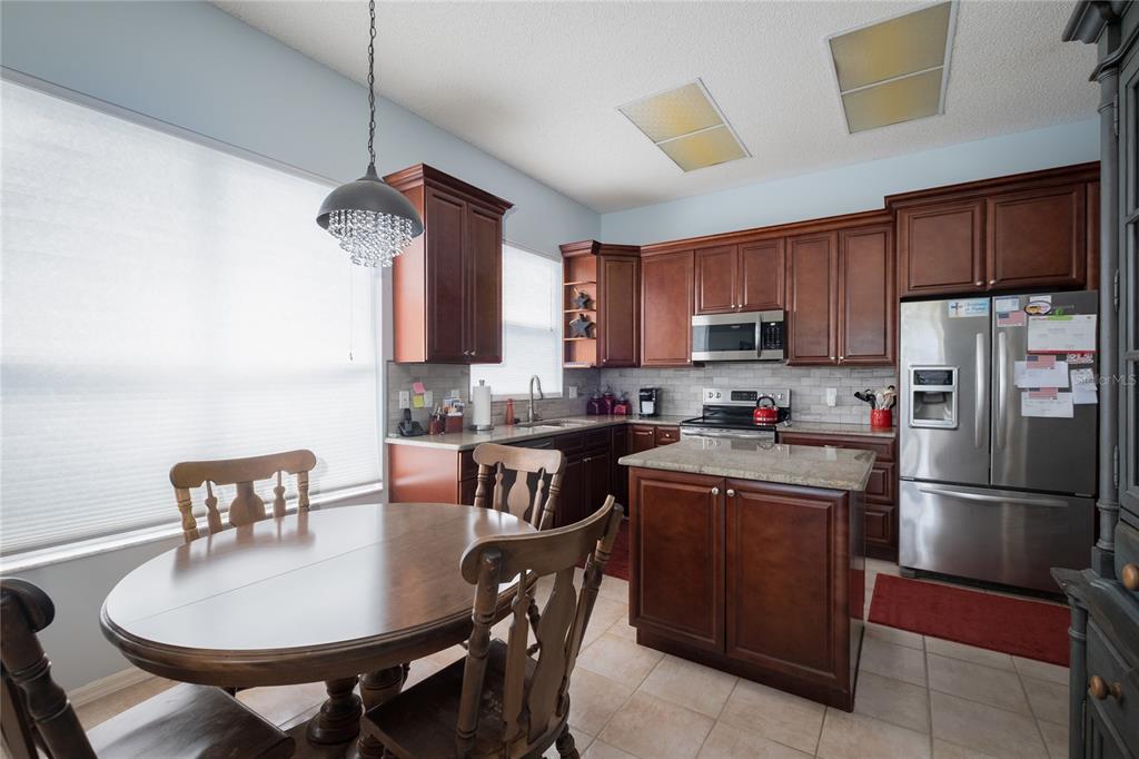 4113 Seton Circle Palm Harbor, FL 34683 - Photo 21 of 43