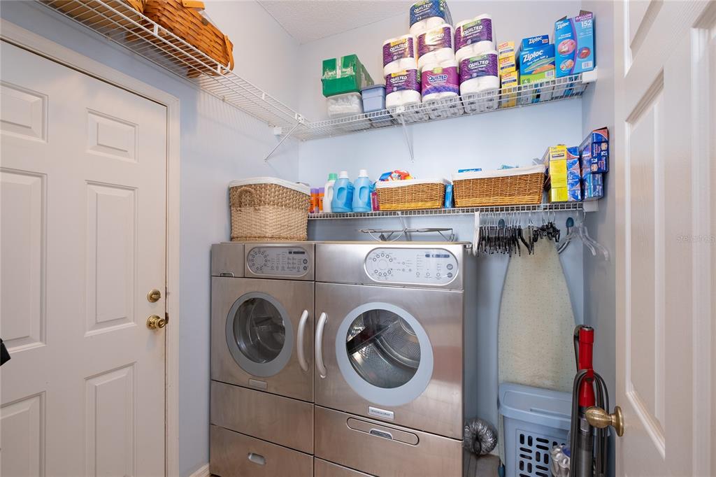 4113 Seton Circle Palm Harbor, FL 34683 - Photo 27 of 43