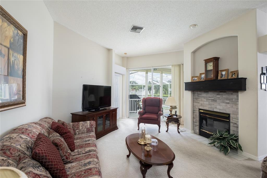 4113 Seton Circle Palm Harbor, FL 34683 - Photo 6 of 43