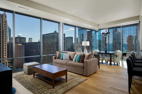 $1,000,000 | 240 East Illinois Street, Unit 3001, Chicago, IL 60611