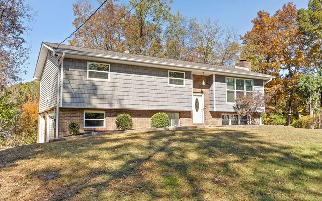 $360,000 | 1004 Brynhill Lane, Chattanooga, TN 37415