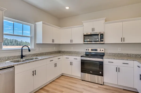 $333,900 | 840 Sweet Grass Circle, Harlem, GA 30814