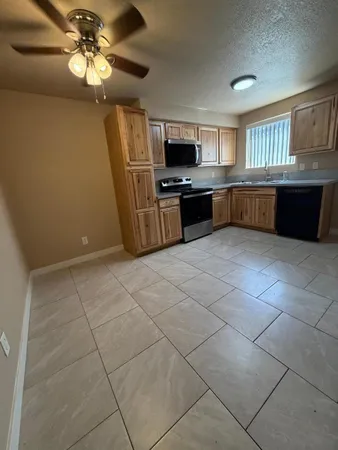 $1,600 | 1438 North Shill Drive, Unit 103, Mesa, AZ 85201