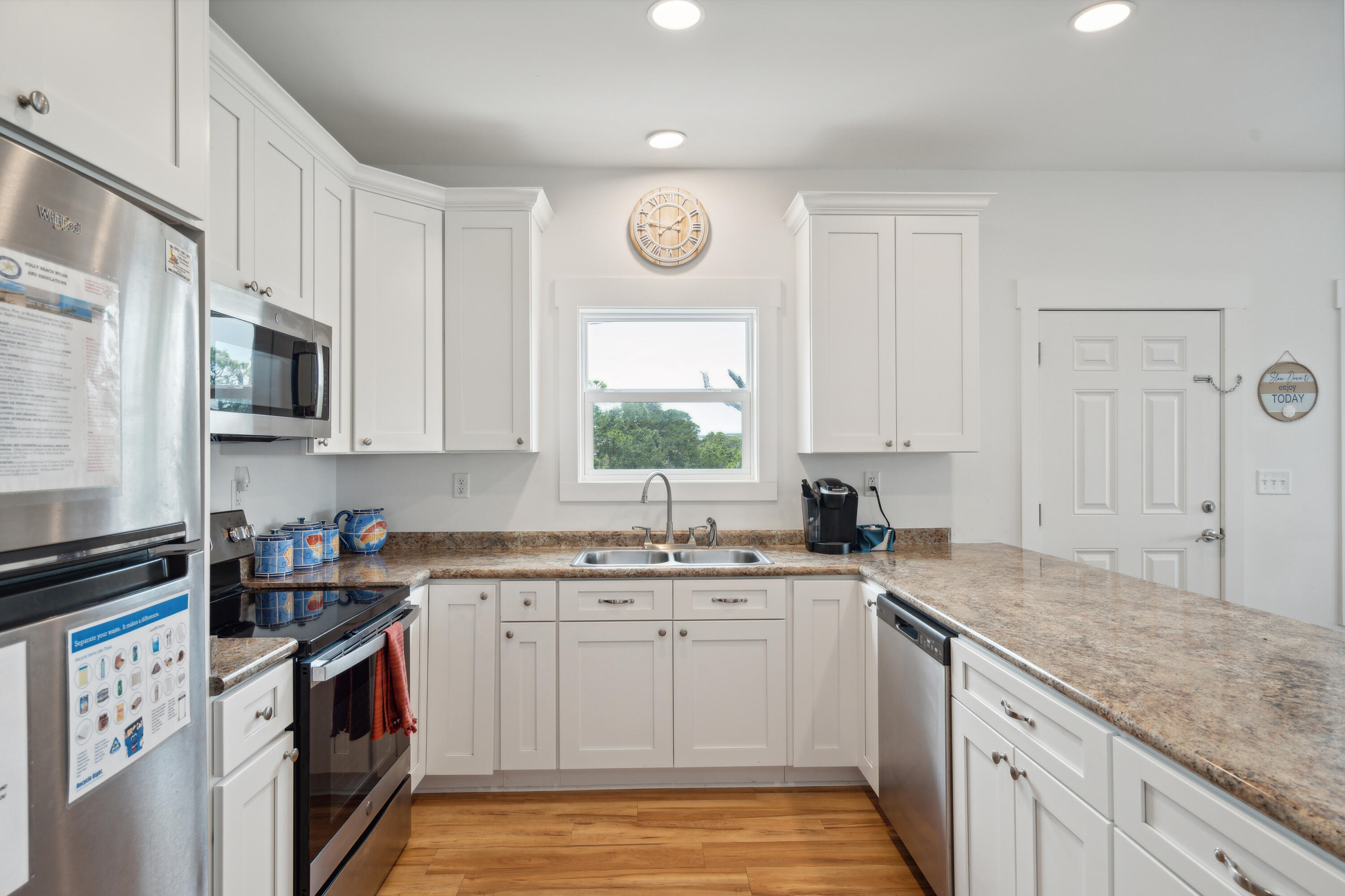 31 9th Street West Folly Beach, SC 29439 - Photo 14 of 46 31W9thSt-KeenEyeMarketing-021