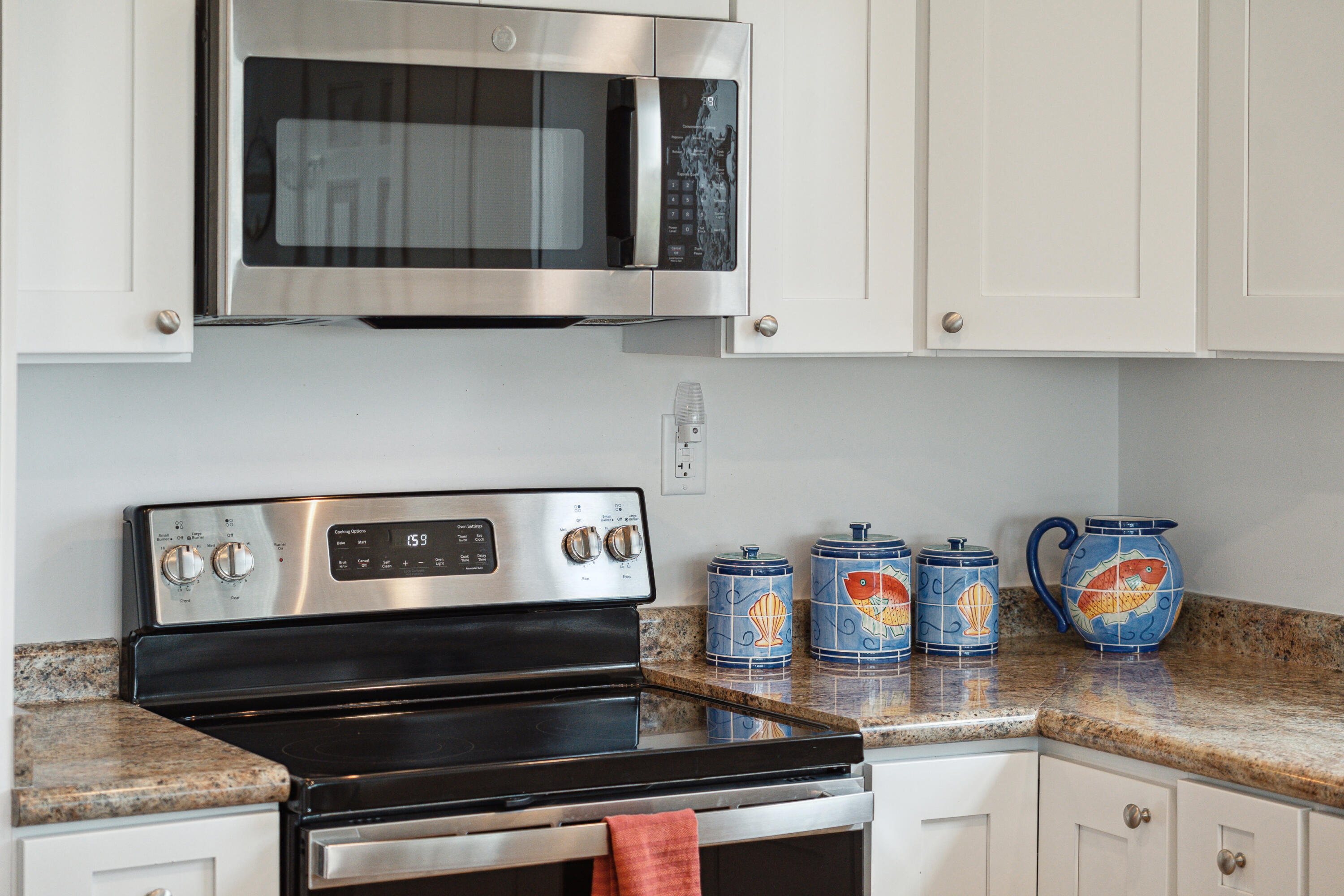 31 9th Street West Folly Beach, SC 29439 - Photo 16 of 46 31W9thSt-KeenEyeMarketing-020