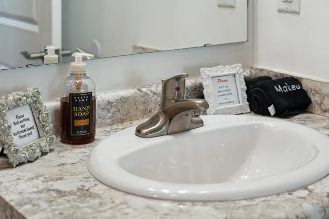 $1,325,000 | 31 9th Street West, Folly Beach, SC 29439