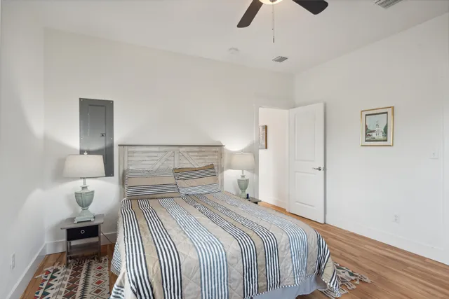 $1,325,000 | 31 9th Street West, Folly Beach, SC 29439