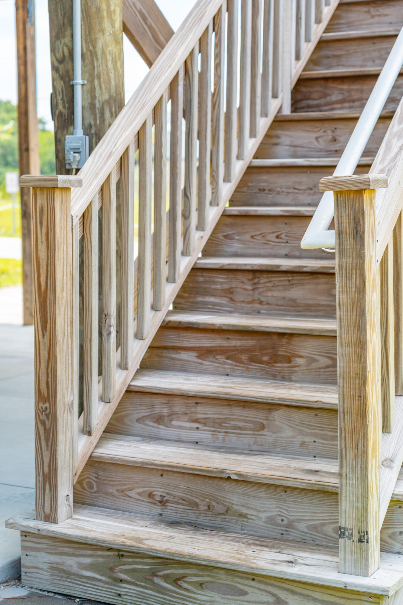 31 9th Street West Folly Beach, SC 29439 - Photo 5 of 46 31W9thSt-KeenEyeMarketing-005