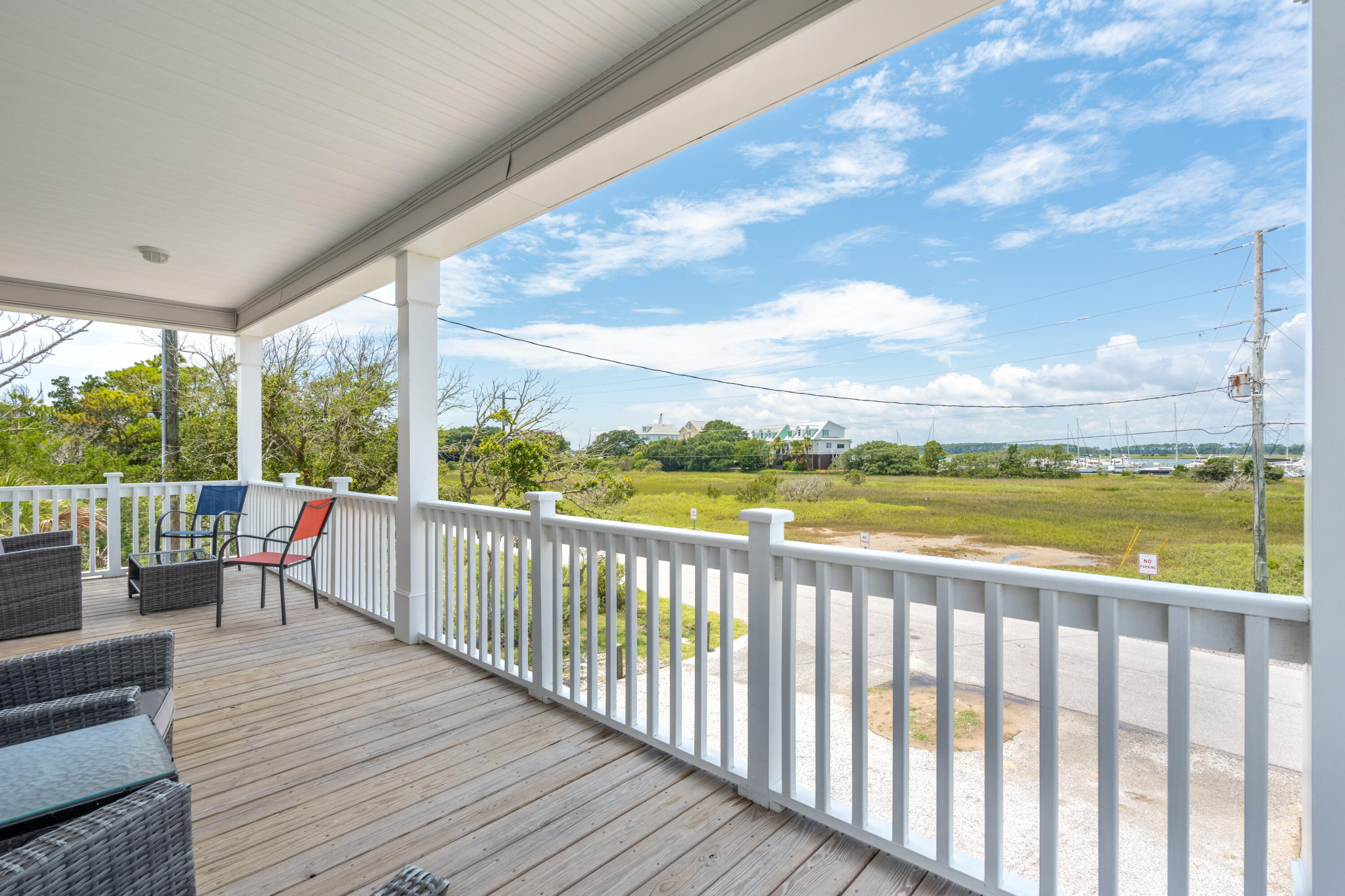 31 9th Street West Folly Beach, SC 29439 - Photo 6 of 46 31W9thSt-KeenEyeMarketing-008