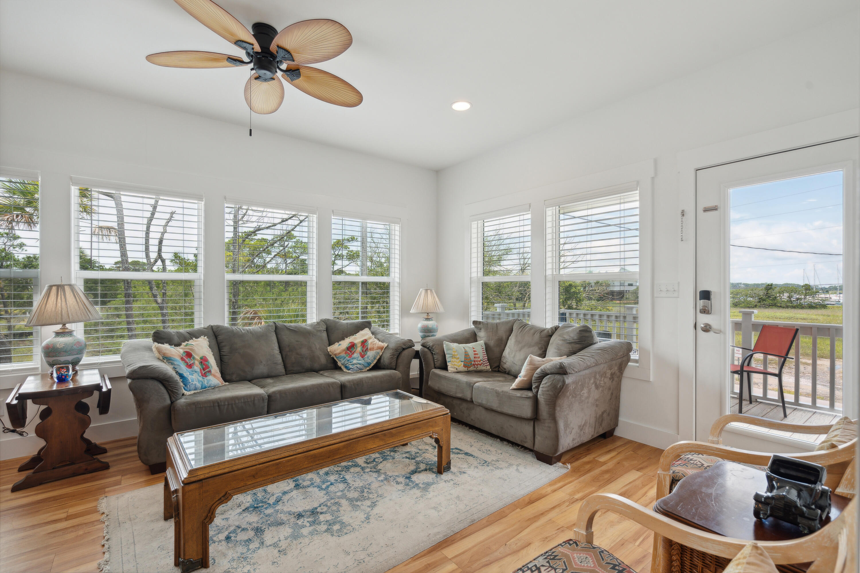 31 9th Street West Folly Beach, SC 29439 - Photo 8 of 46 31W9thSt-KeenEyeMarketing-012