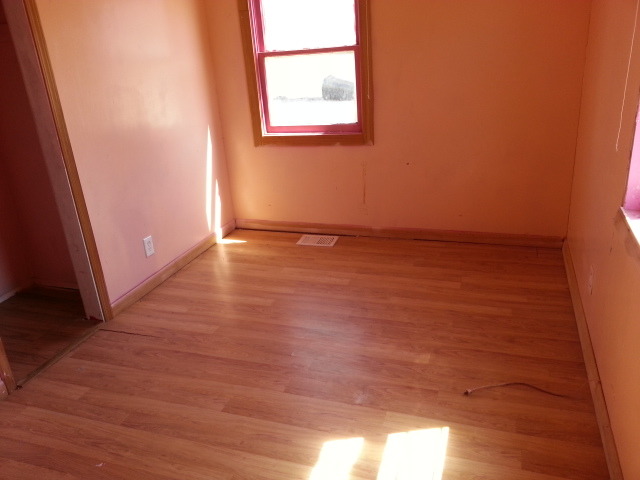 201 Louis Road Joliet, IL 60433 - Photo 4 of 5