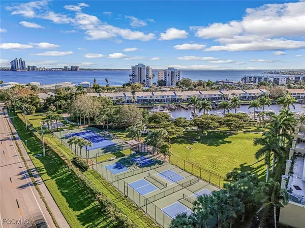 $5,900 | 3414 Hancock Bridge Parkway, Unit 1204, North Fort Myers, FL 33903