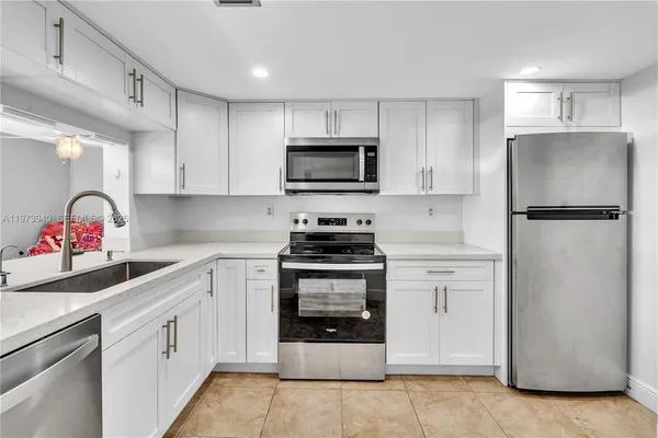 $245,000 | 3252 Foxcroft Road, Unit 102, Miramar, FL 33025