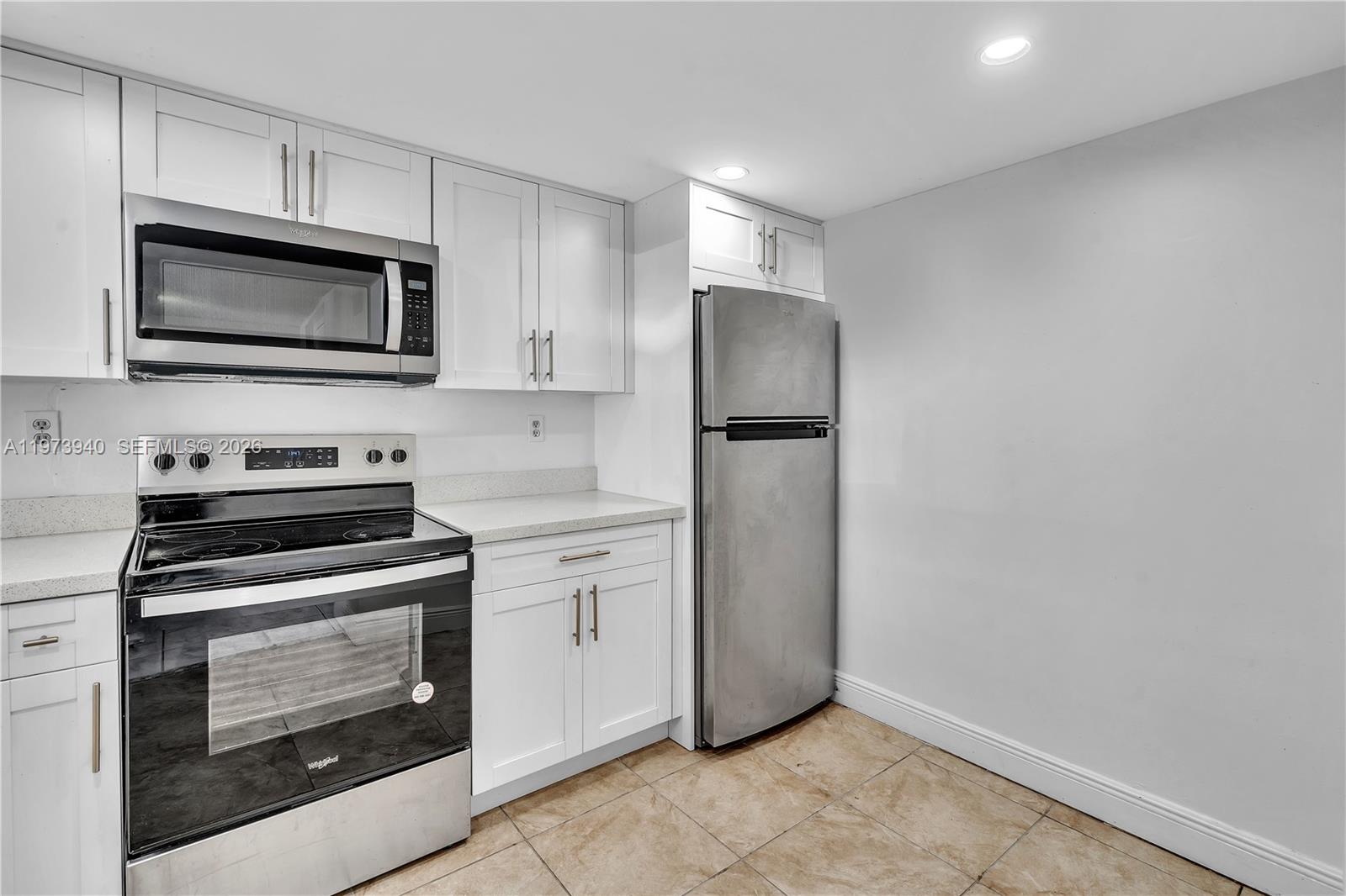 3252 Foxcroft Road, Unit 102 Miramar, FL 33025 - Photo 2 of 34