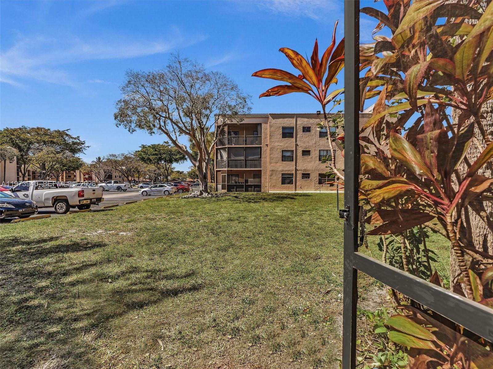 3252 Foxcroft Road, Unit 102 Miramar, FL 33025 - Photo 26 of 34