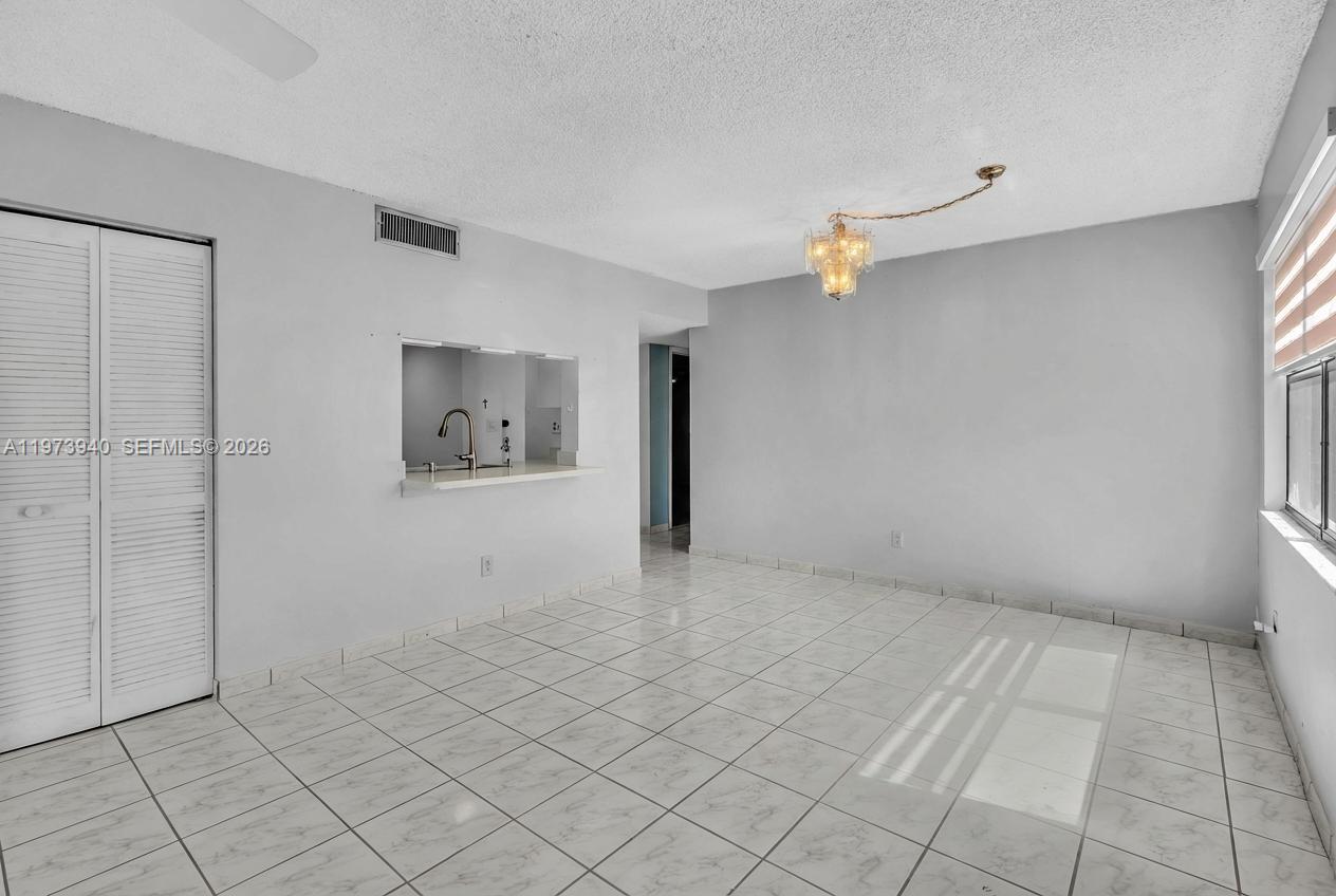 3252 Foxcroft Road, Unit 102 Miramar, FL 33025 - Photo 8 of 34