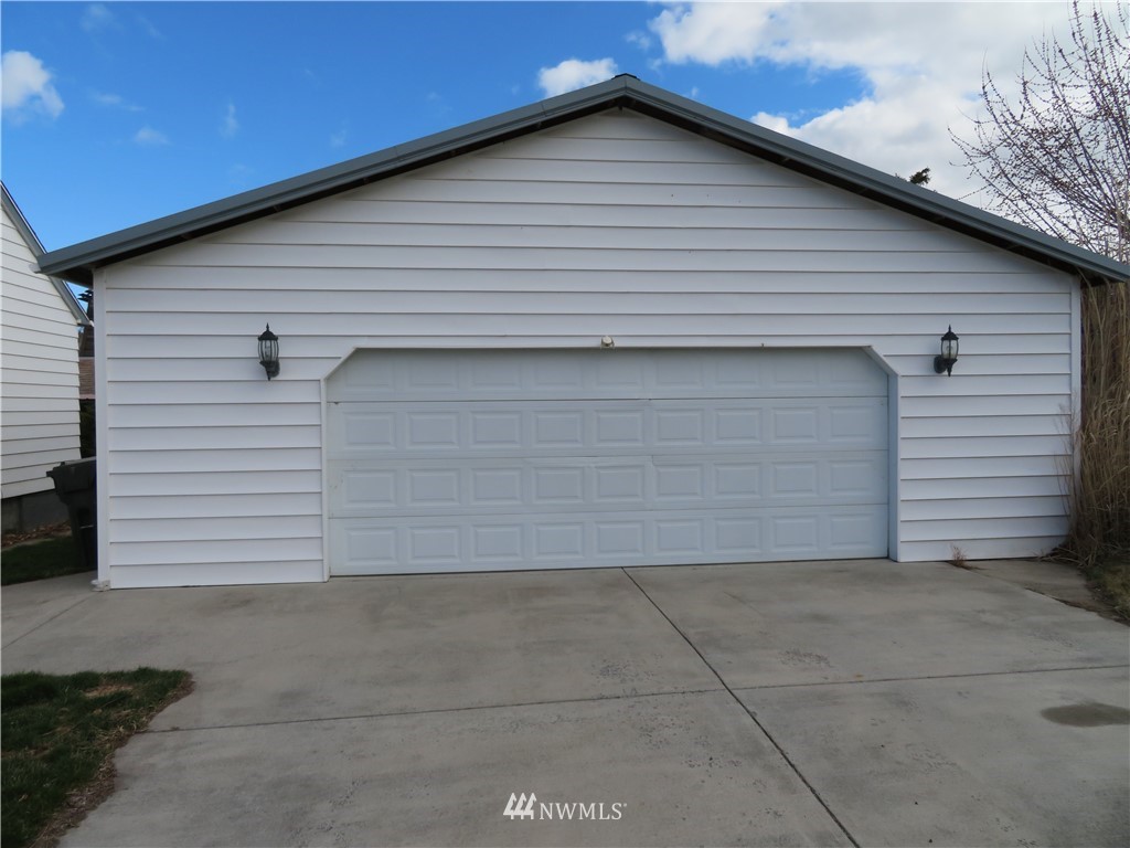 205 South Adams Street Ritzville, WA 99169 - Photo 3 of 21
