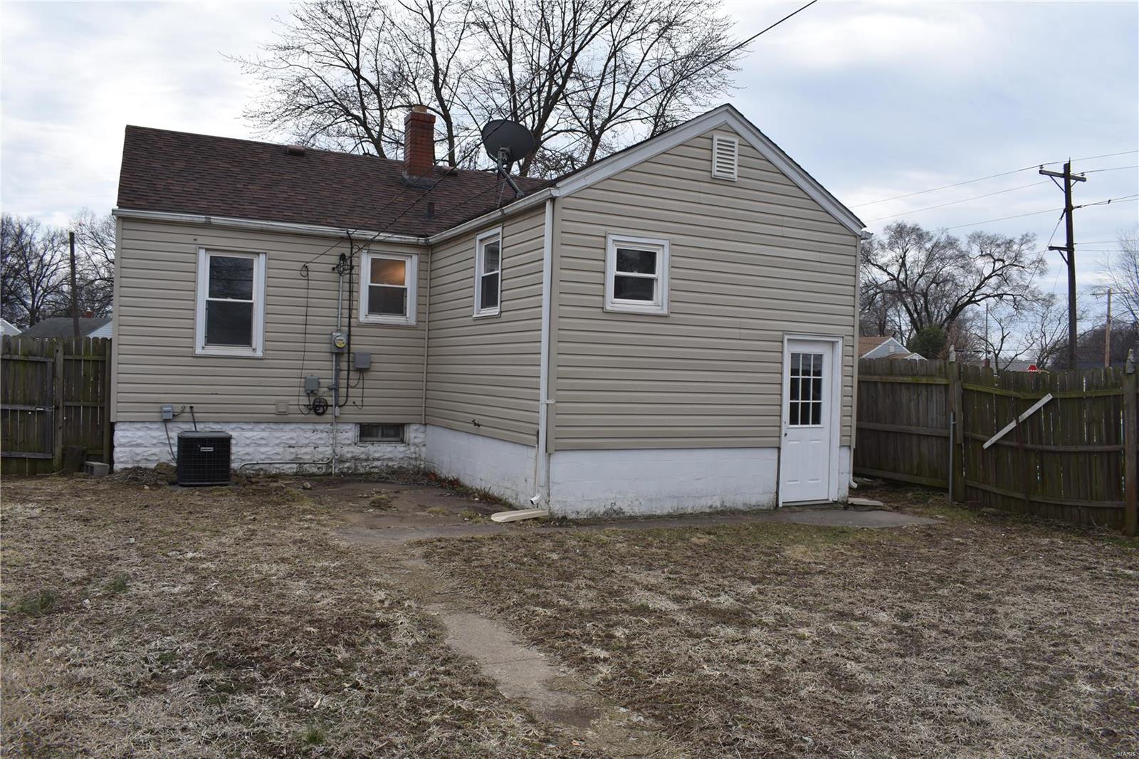 2805 Ralph Street Granite City, IL 62040 - Photo 29 of 32 Gallery Image 29