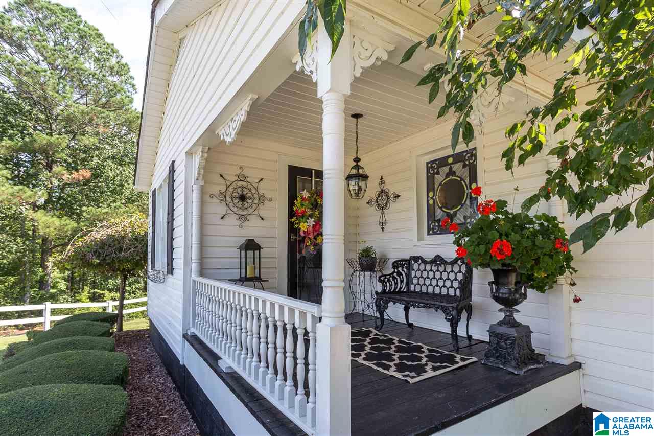 1495 Sawyer Mountain Road Oneonta, AL 35121 - Photo 2 of 39