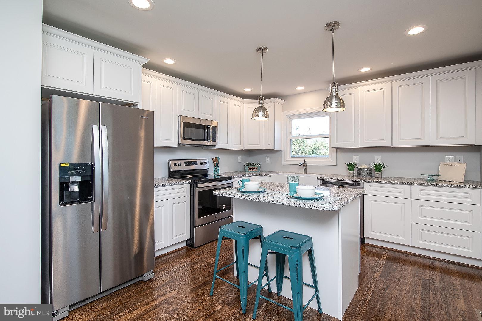 5122 Waterford Road Rixeyville, VA 22737 - Photo 15 of 30 Island with Bar Seating