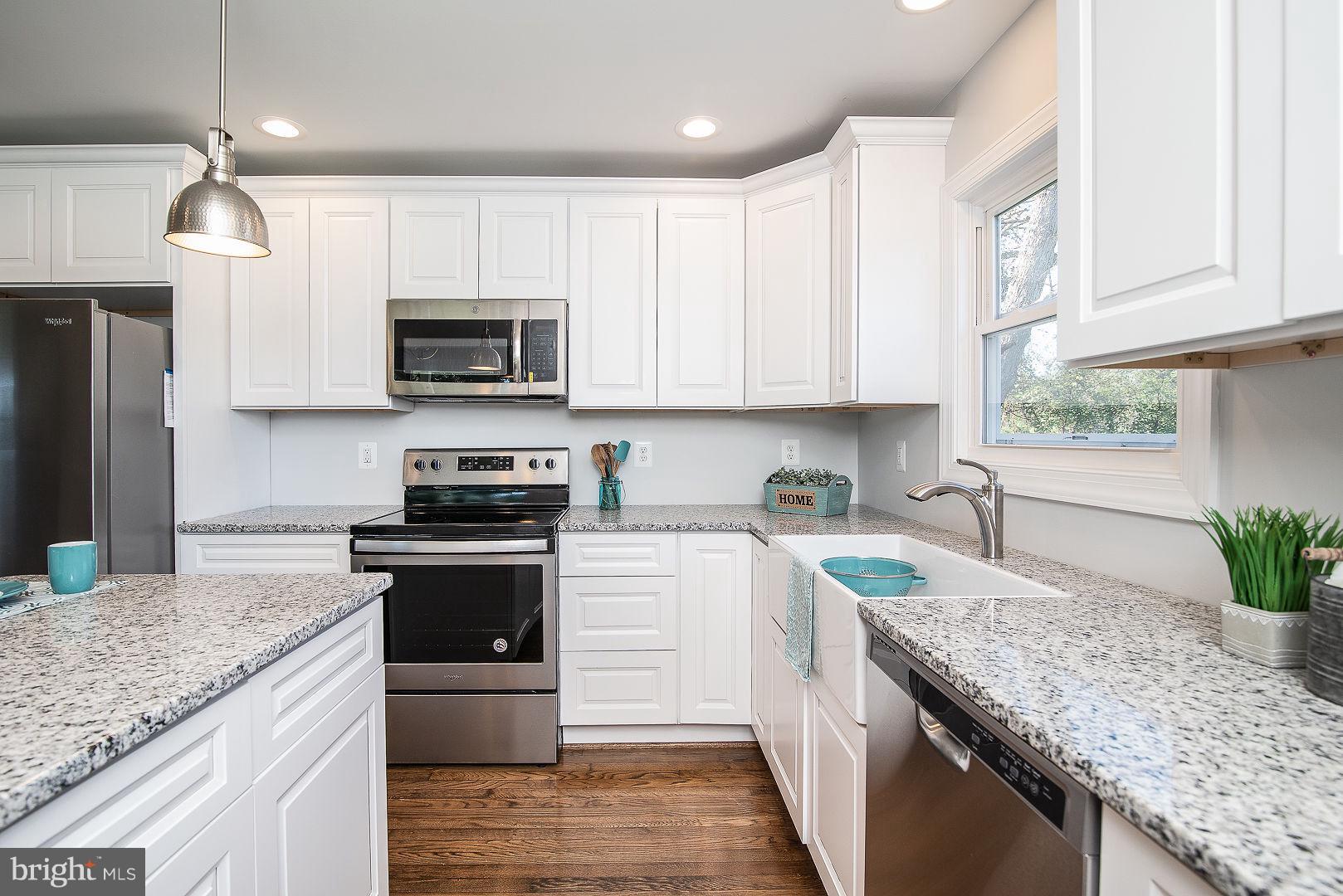 5122 Waterford Road Rixeyville, VA 22737 - Photo 16 of 30 New Appliances, Cabinets & Grante Tops