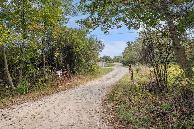 $420,000 | 10497 South Jackson Road, Cement City, MI 49233