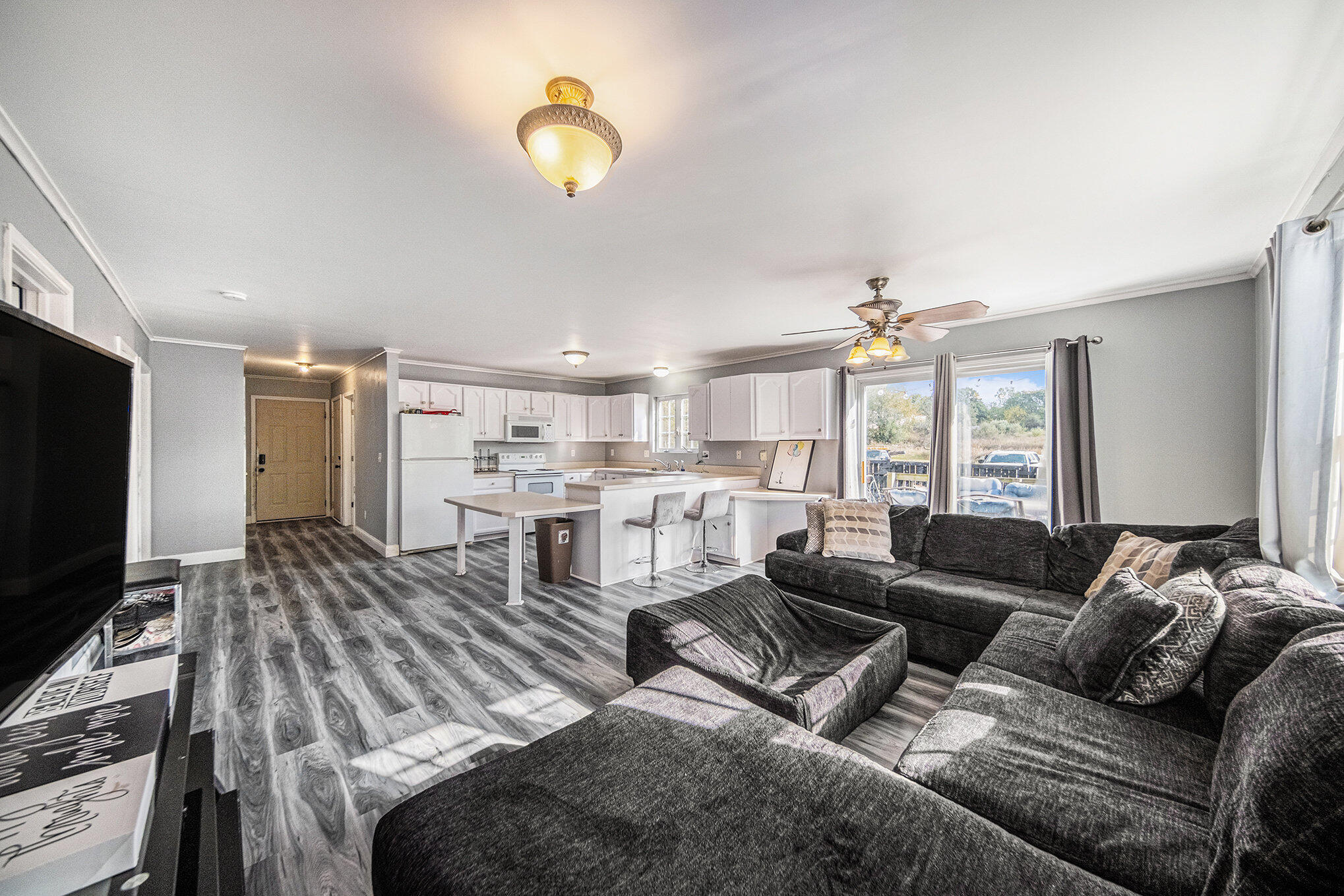 10497 South Jackson Road Cement City, MI 49233 - Photo 8 of 49 016_sbp_114_225