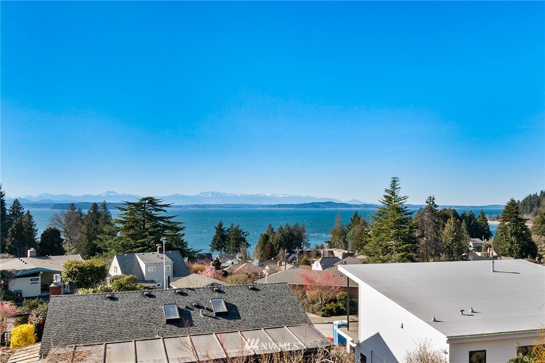 9337 45th Avenue Southwest Seattle, WA 98136 - Photo 22 of 30 a view of a terrace with sitting area