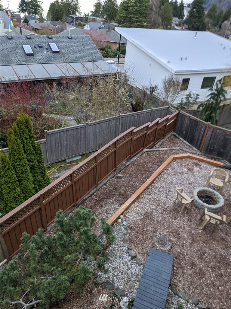 9337 45th Avenue Southwest Seattle, WA 98136 - Photo 29 of 30 a view of a backyard