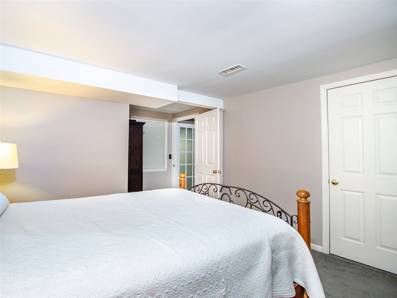 16 Oakwood Road Huntington, WV 25701 - Photo 23 of 32 Gallery Image 23