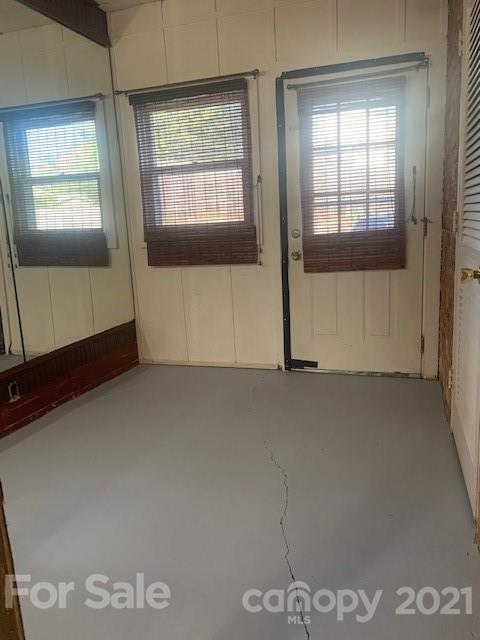 916 McAlway Road Charlotte, NC 28211 - Photo 9 of 9 a view of an empty room with a window