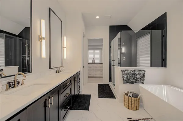 $1,150,000 | 10313 West 151st Place, Overland Park, KS 66221