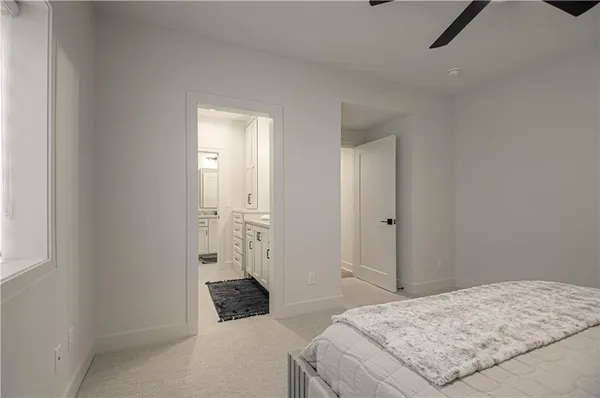$1,150,000 | 10313 West 151st Place, Overland Park, KS 66221