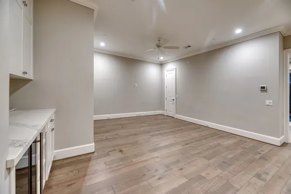 en empty room with windows