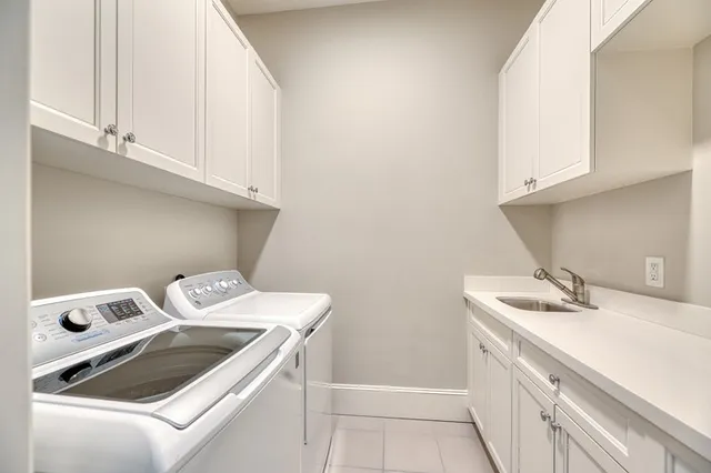 a view of a building entrance