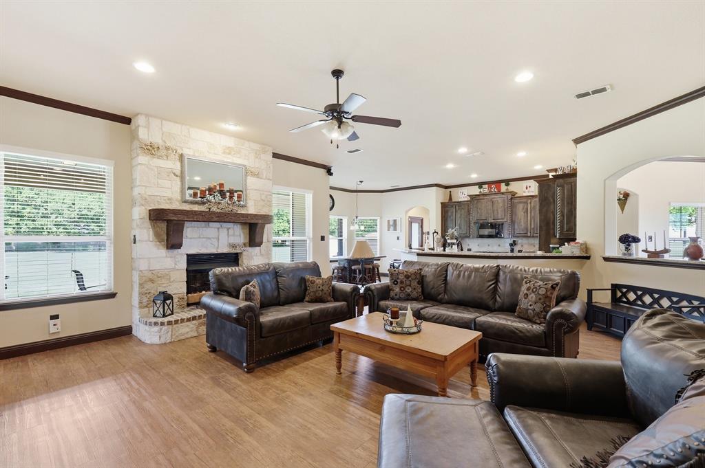 11480 Chisum Road Sanger, TX 76266 - Photo 10 of 40