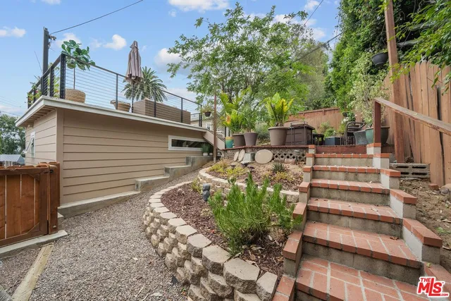 $2,395 | 2494 1/2 Loy Lane, Los Angeles, CA 90041