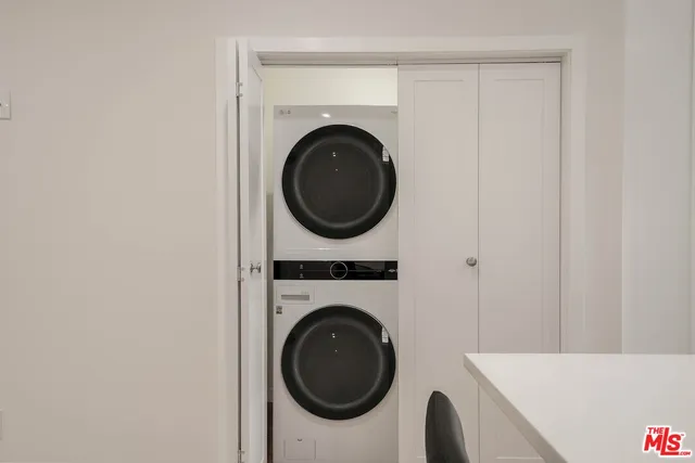 $2,395 | 2494 1/2 Loy Lane, Los Angeles, CA 90041