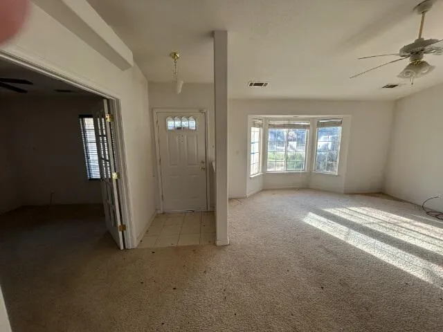a view of empty room with window