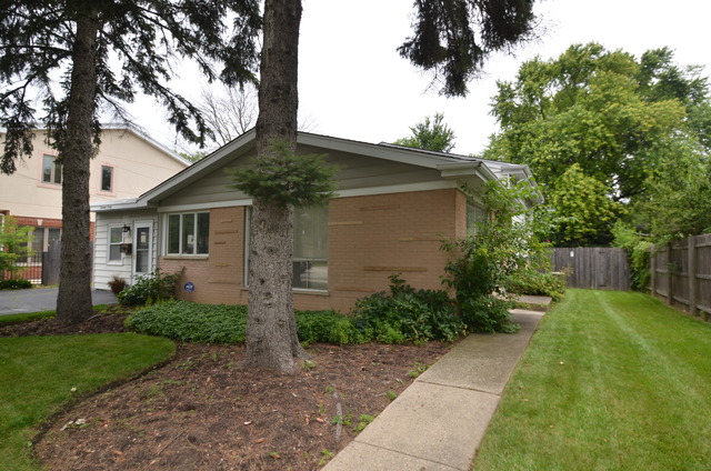1430 Deerfield Road Deerfield, IL 60015 - Photo 1 of 19