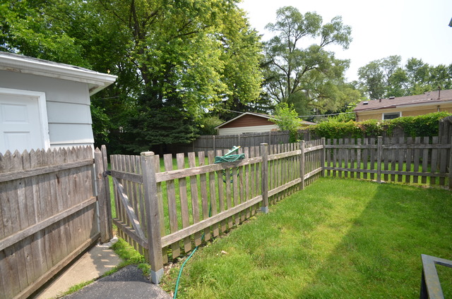 1430 Deerfield Road Deerfield, IL 60015 - Photo 16 of 19