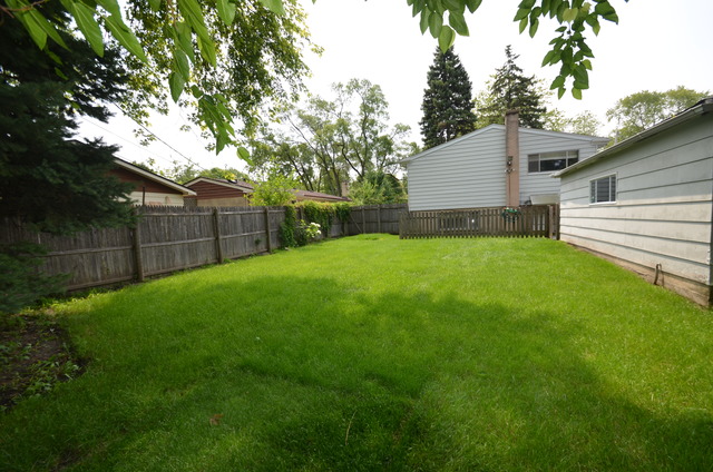 1430 Deerfield Road Deerfield, IL 60015 - Photo 18 of 19