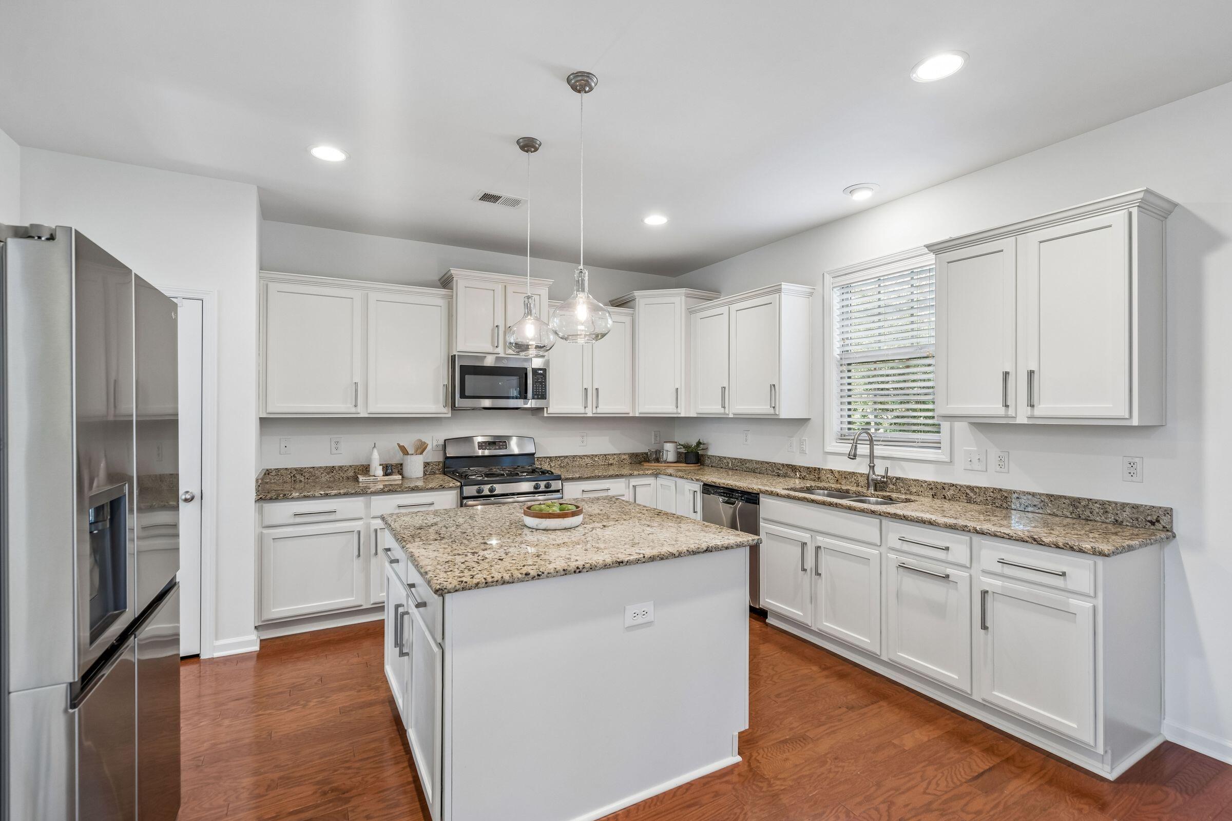 2254 Show Basket Way Mount Pleasant, SC 29466 - Photo 20 of 95 Kitchen